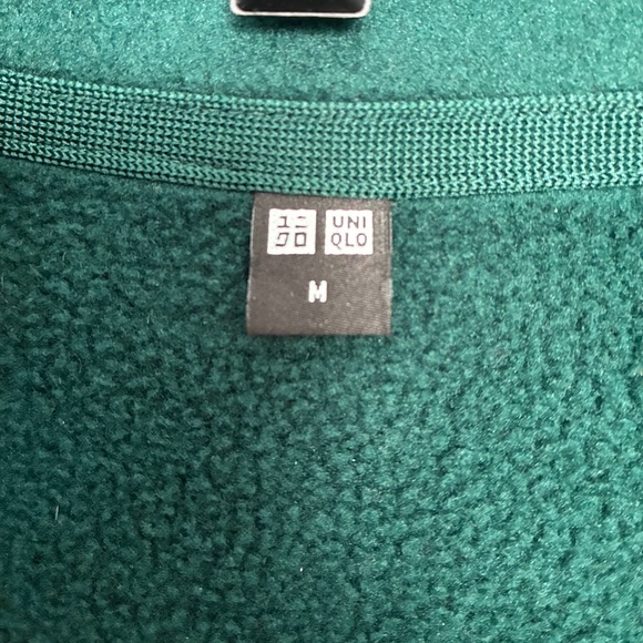 Uniqlo Green Fleece Jacket Size M - Picture 3 of 5
